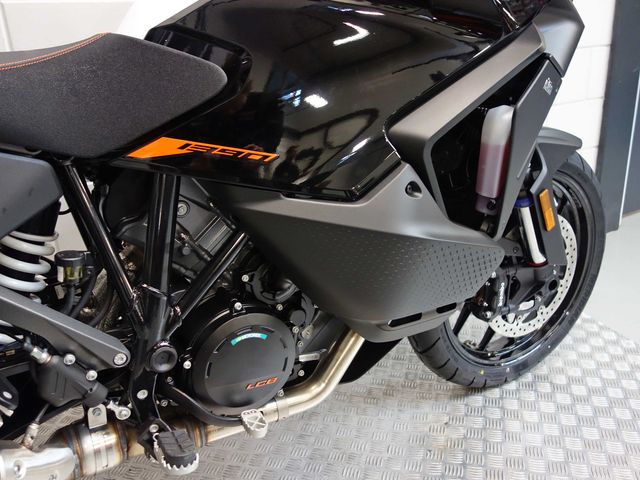 ktm - 1390-super-adventure-s-evo