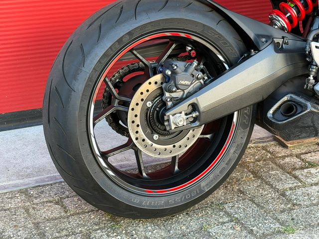 honda - cbr-650-r