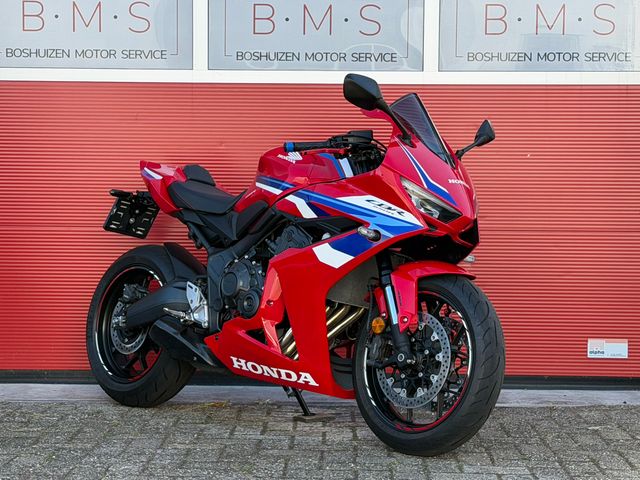 honda - cbr-650-r