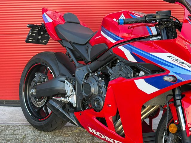 honda - cbr-650-r