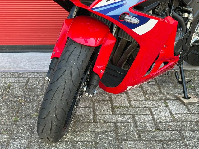 honda - cbr-650-r