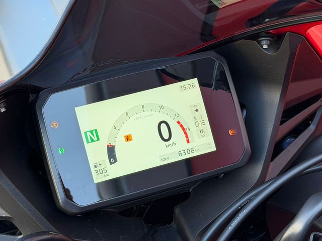 honda - cbr-650-r