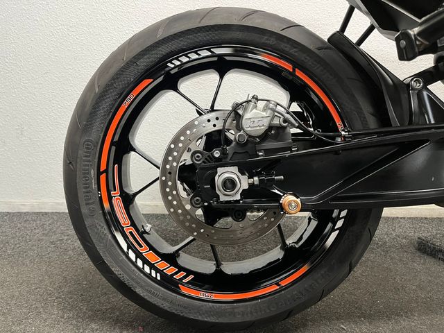 ktm - 790-duke