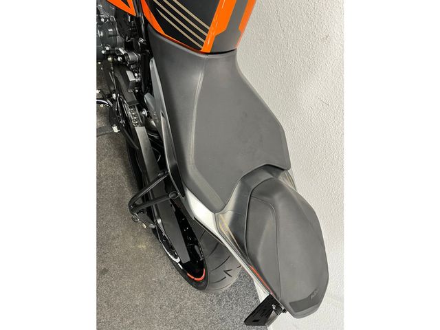 ktm - 790-duke