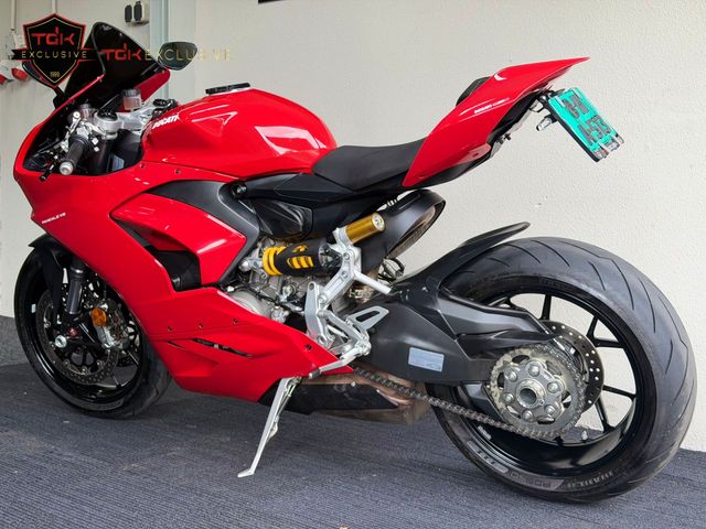 ducati - panigale-v2