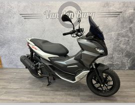 Aprilia SR GT 200 2025 occasion