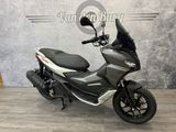 APRILIA SR GT 200