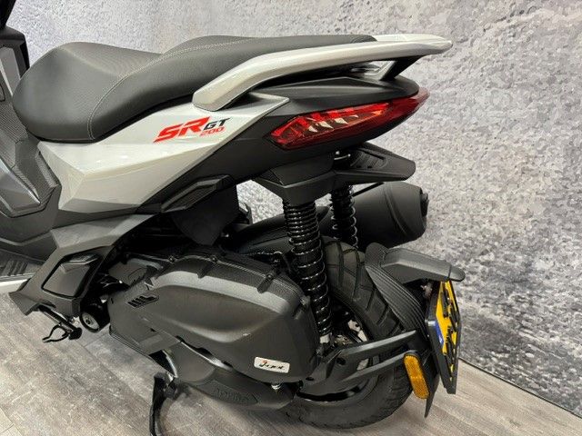 aprilia - sr-gt-200