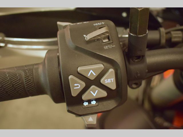 ktm - 890-adventure-r