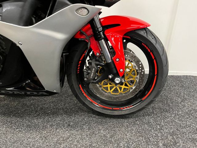 honda - cbr-600-rr