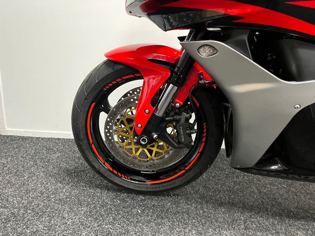 honda - cbr-600-rr