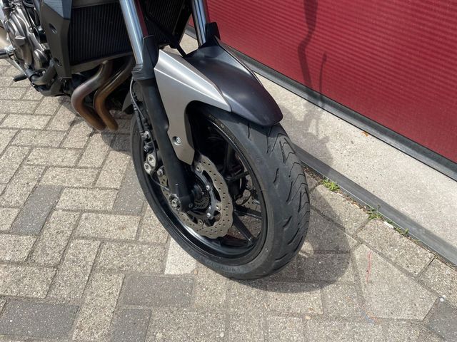 yamaha - mt-07-abs