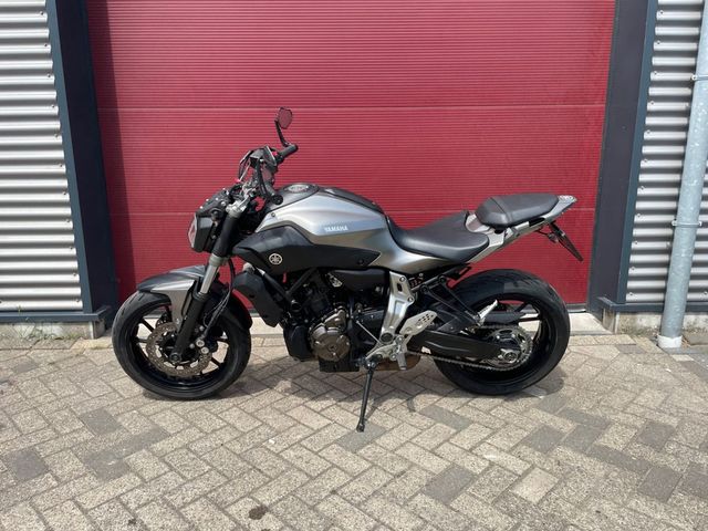 yamaha - mt-07-abs