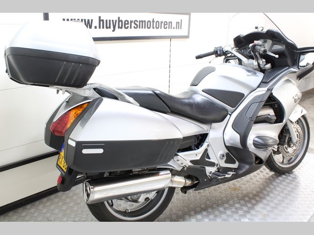 honda - st-1300-pan-european-abs