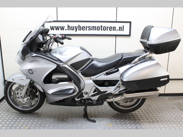 honda - st-1300-pan-european-abs