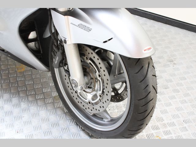 honda - st-1300-pan-european-abs