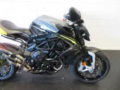 MV Agusta Brutale Dragster 800 RR Nieuwstaat! 2018 occasion – foto 9 van 14