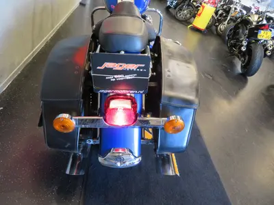 HARLEY-DAVIDSON ROAD KING CLASSIC FLHRC – foto 4
