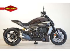 DUCATI DIAVEL V4