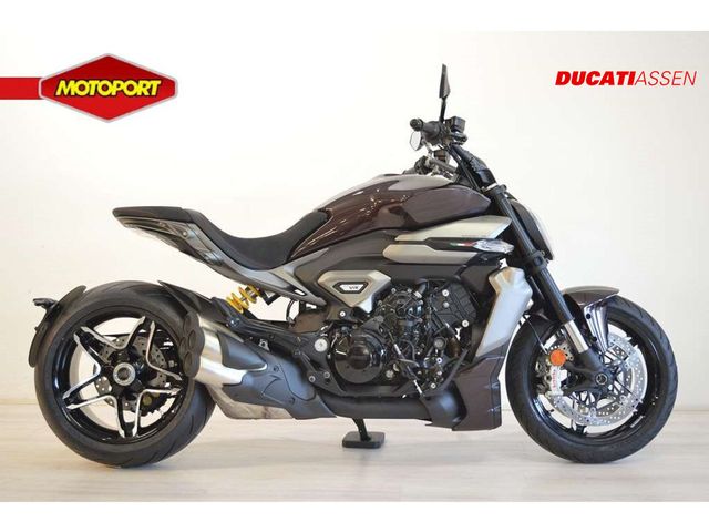 ducati - diavel-v4