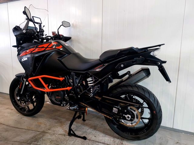 ktm - 1290-super-adventure-s