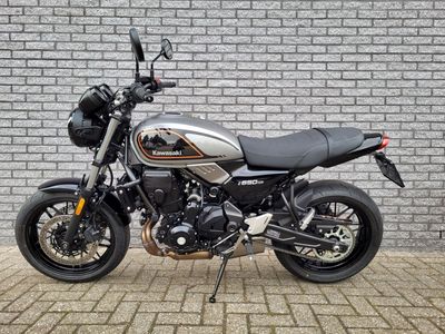 KAWASAKI Z650RS – foto 3