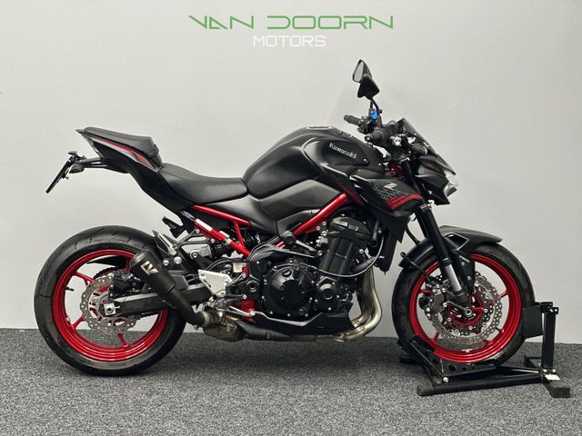 kawasaki - z900