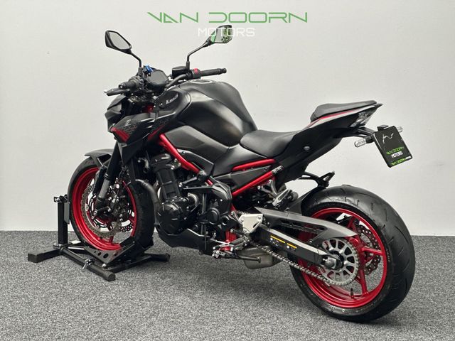 kawasaki - z900