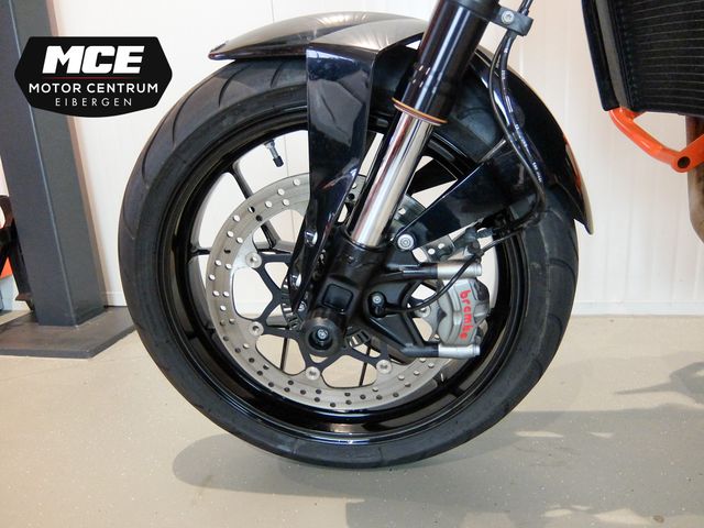 ktm - 690-duke-r-abs