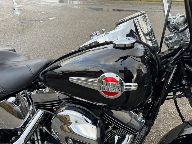 harley-davidson - heritage-softail-classic-flstc