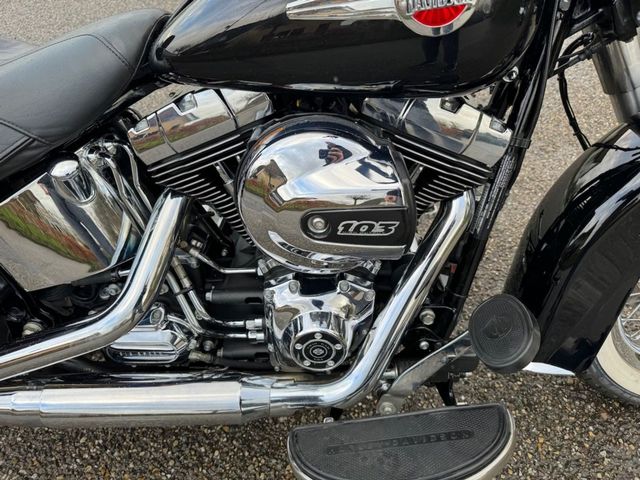 harley-davidson - heritage-softail-classic-flstc