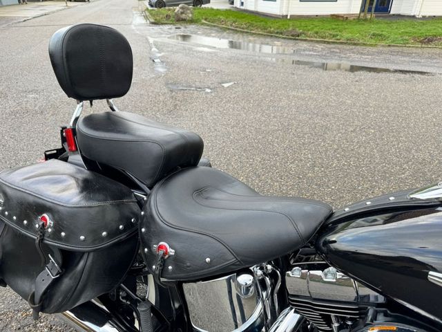 harley-davidson - heritage-softail-classic-flstc