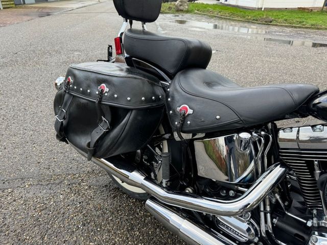 harley-davidson - heritage-softail-classic-flstc