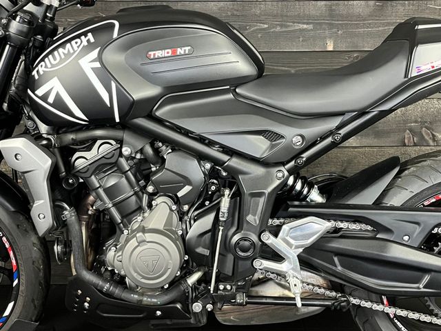 triumph - trident-660