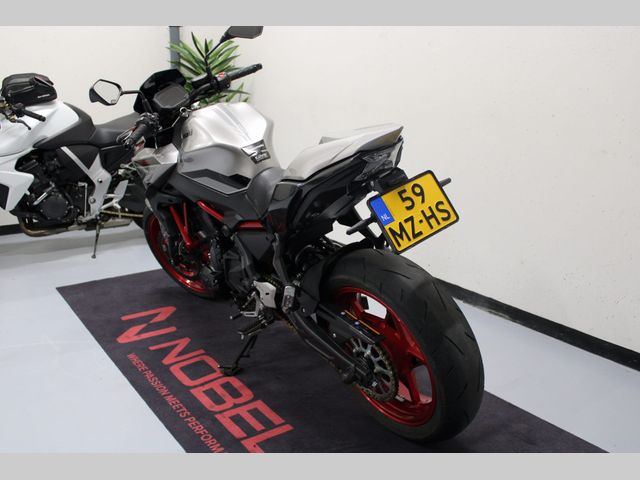 kawasaki - z650