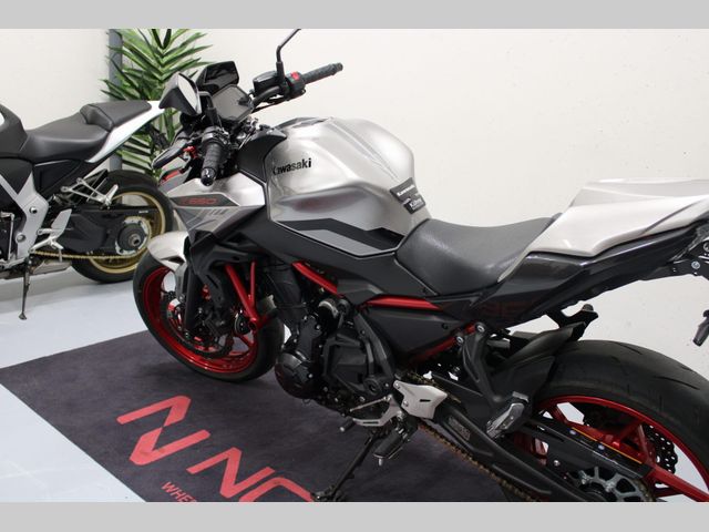 kawasaki - z650