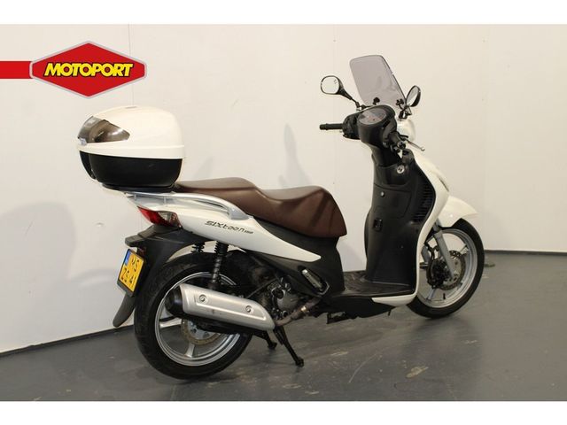 suzuki - ux-150