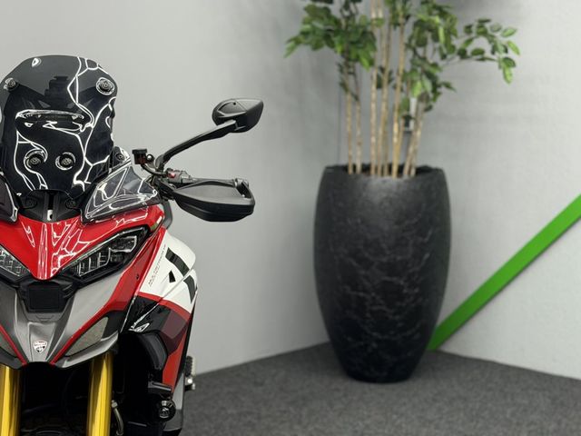 ducati - multistrada-v4-pikes-peak