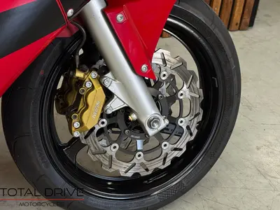 HONDA CBR 600 RR – foto 4