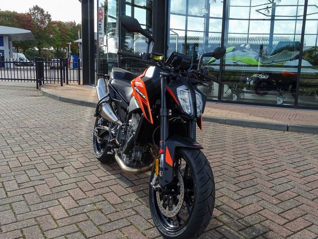 ktm - 790-duke