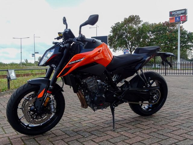 ktm - 790-duke