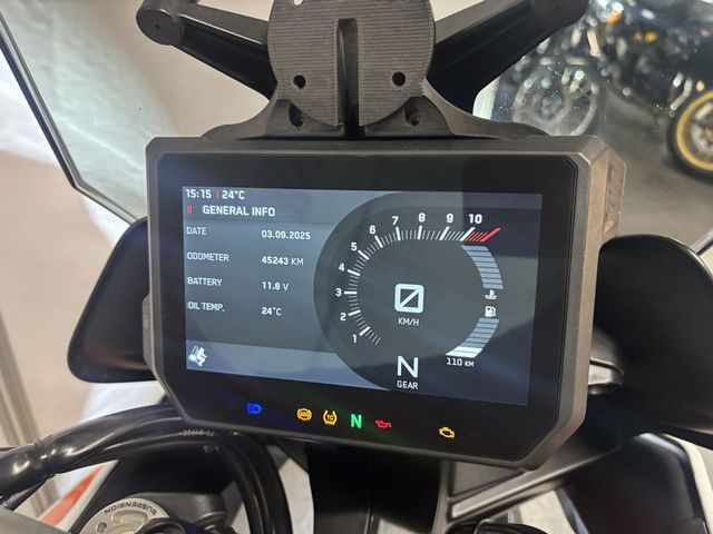 ktm - 1290-super-duke-gt