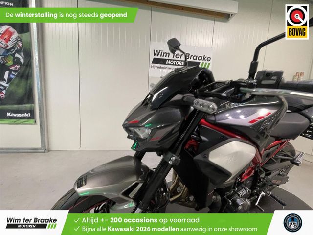 kawasaki - z900