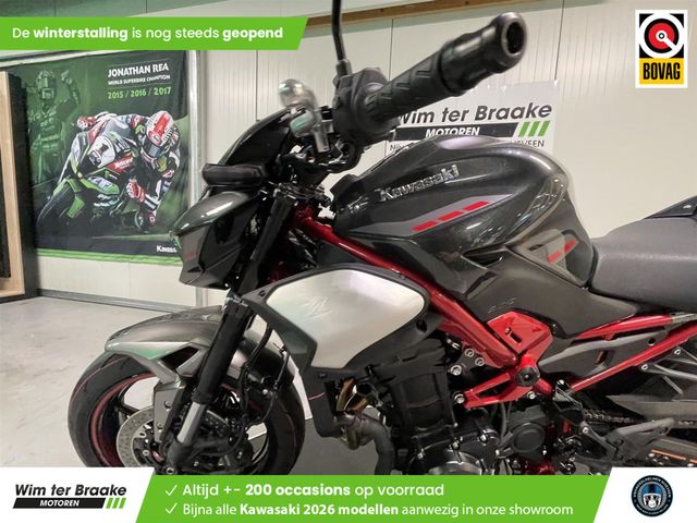 kawasaki - z900