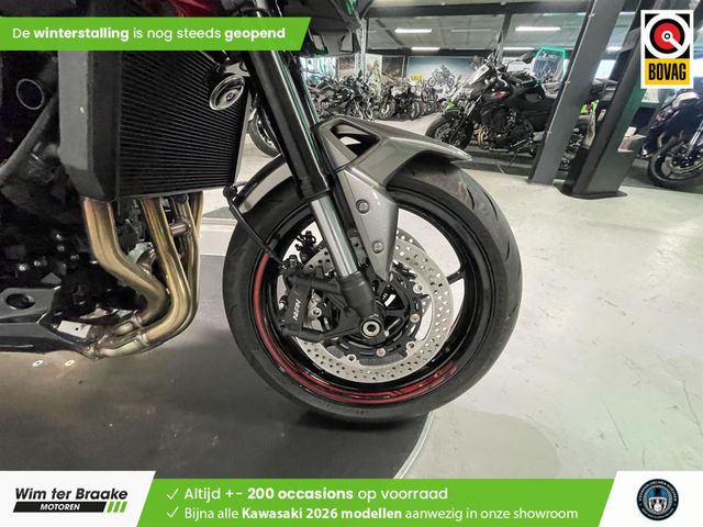 kawasaki - z900