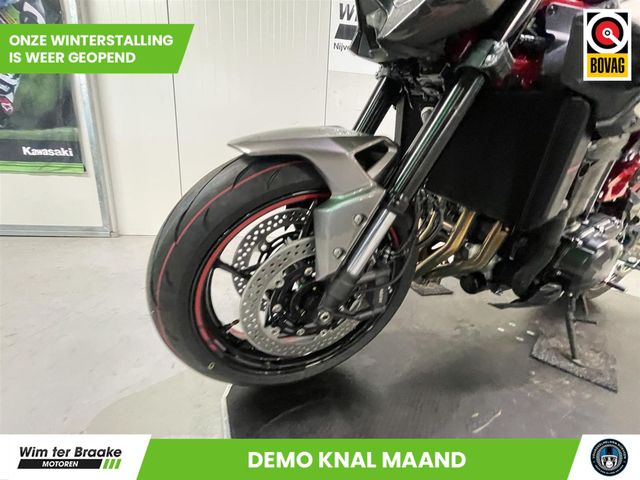 kawasaki - z900