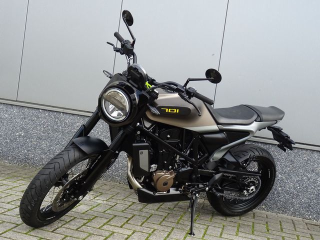 husqvarna - svartpilen-701