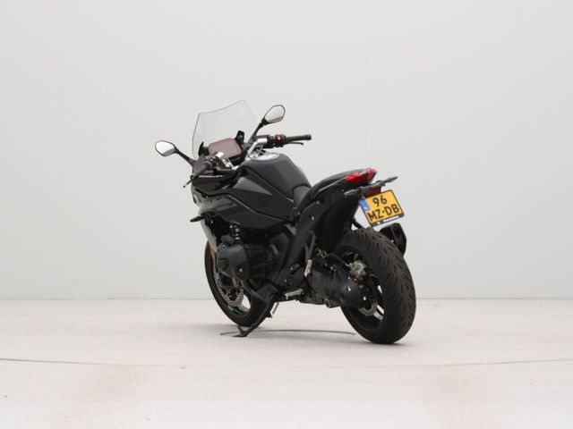 bmw - r-1300-rs