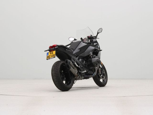 bmw - r-1300-rs