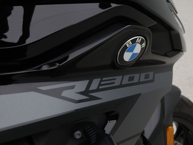 bmw - r-1300-rs